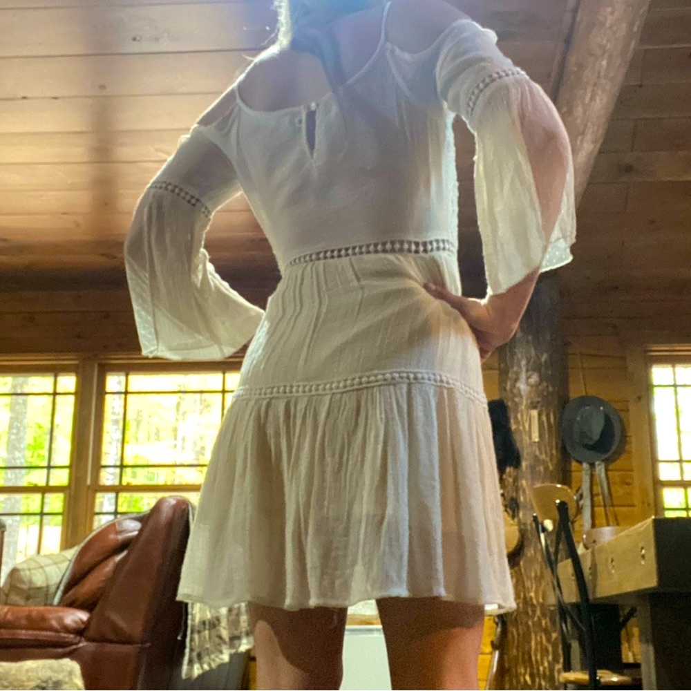 White lace dress